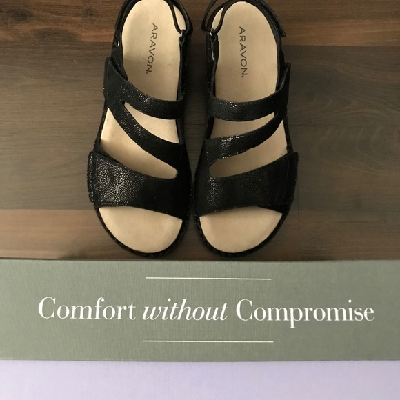 Aravon Sandals Leather Upper Women's Size 9 Black Open Toe 2-Inch Heel - Picture 2 of 9